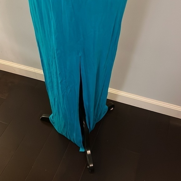 Forever 21 maxi sleeveless dress with slit in front.  Color is turquoise. - Picture 2 of 5